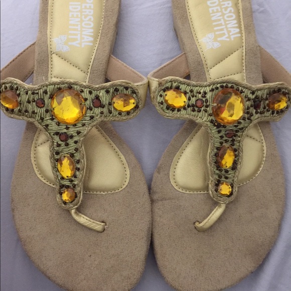 Shoes - Personal Identity Gold🥳2xHP🥳Jeweled Flipflops